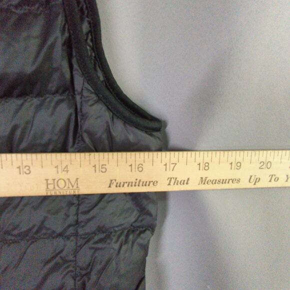 Uniqlo Down Puffer Vest Womens S Black Lightweight Waterproof - Picture 5 of 7